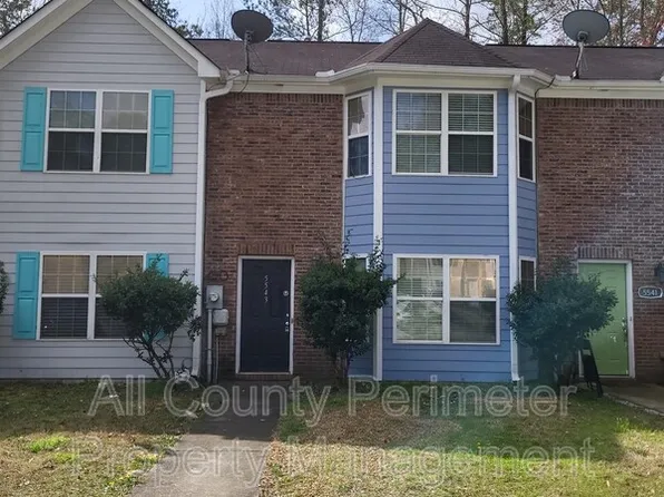5543 Pineridge Ct, Forest Park, GA 30297