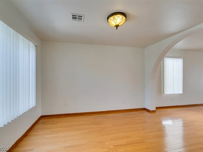 8224 Tivoli Cove Dr — Photo 12