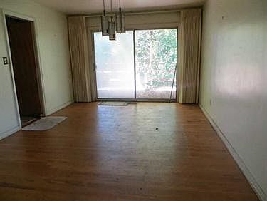 4th image of 115 Woodshire Dr