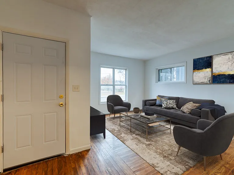 422 W Saginaw St #1 — Photo 12
