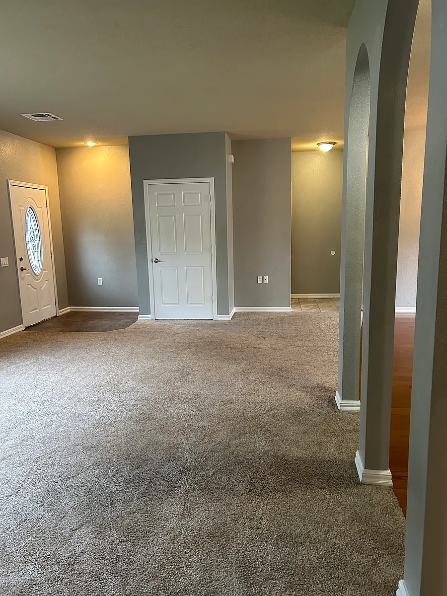 Building Photo - 1222 W Centennial Ave #I