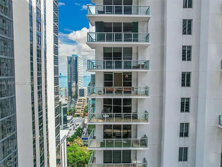 1050 Brickell Ave #2320 — Photo 45