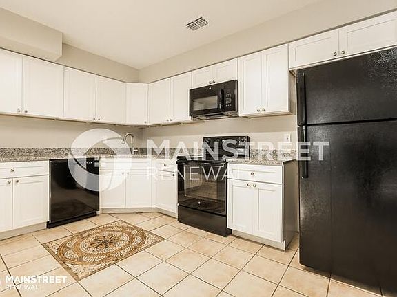 5th image of 3315 W 34th Avenue Dr