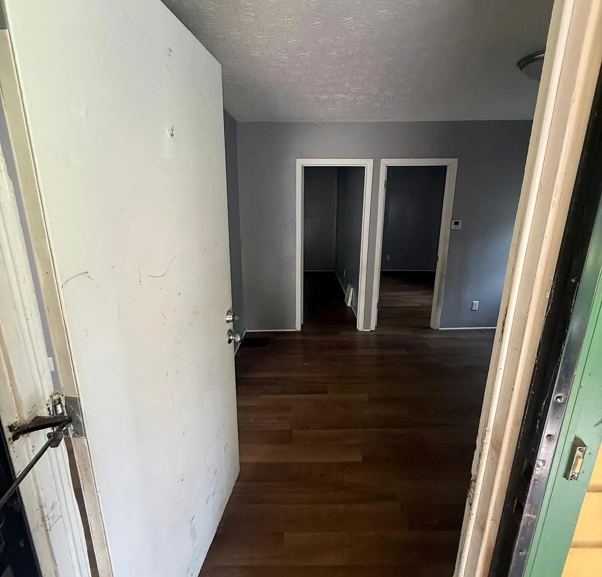 2 bed, 1000 sqft, $1,100 — Photo 4