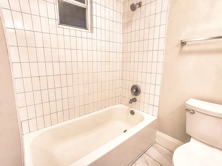 4015 N Seminole Ave #6 — Photo 26