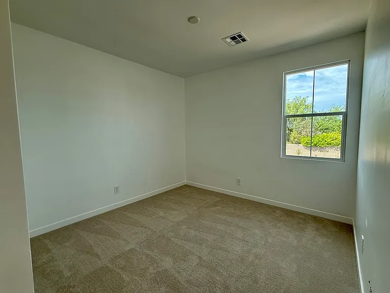 2345 E Stephens Ct — Photo 19