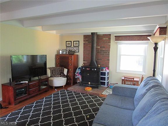 5th image of 34865 Lake Shore Blvd