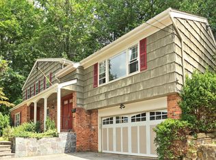 45 Medford Ln, Scarsdale, NY 10583