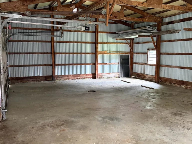 721 Lee Ave — Photo 12