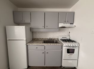 1515 Copper Ave NE - Studio Steps from UNM w/ Utilities Included, Albuquerque, NM 87106