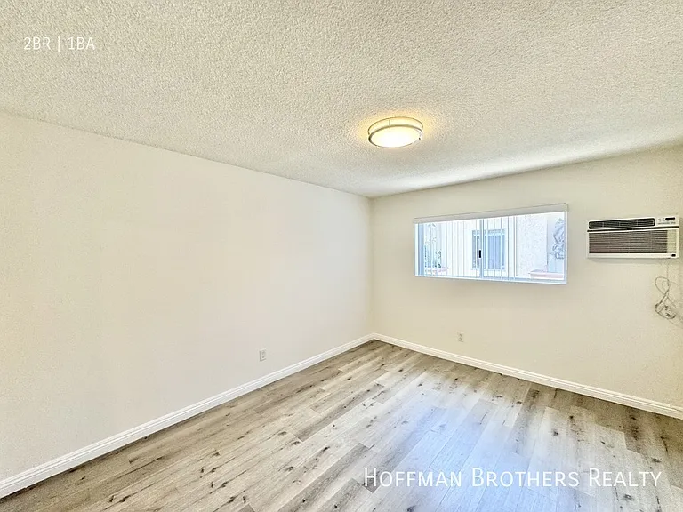 4334 Berryman Ave #8 — Photo 13