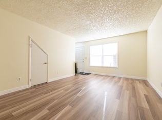 4442 NE Killingsworth St APT D, Portland, OR 97218