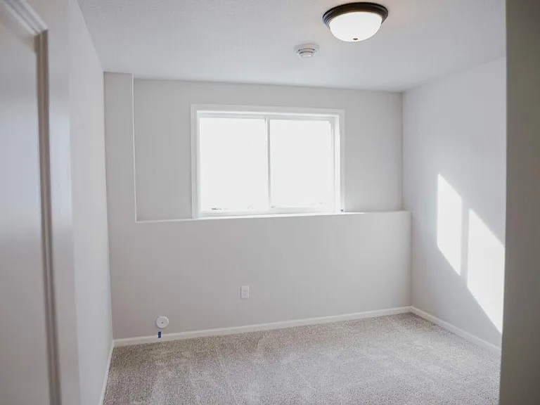 1896 Tobi Ln — Photo 9