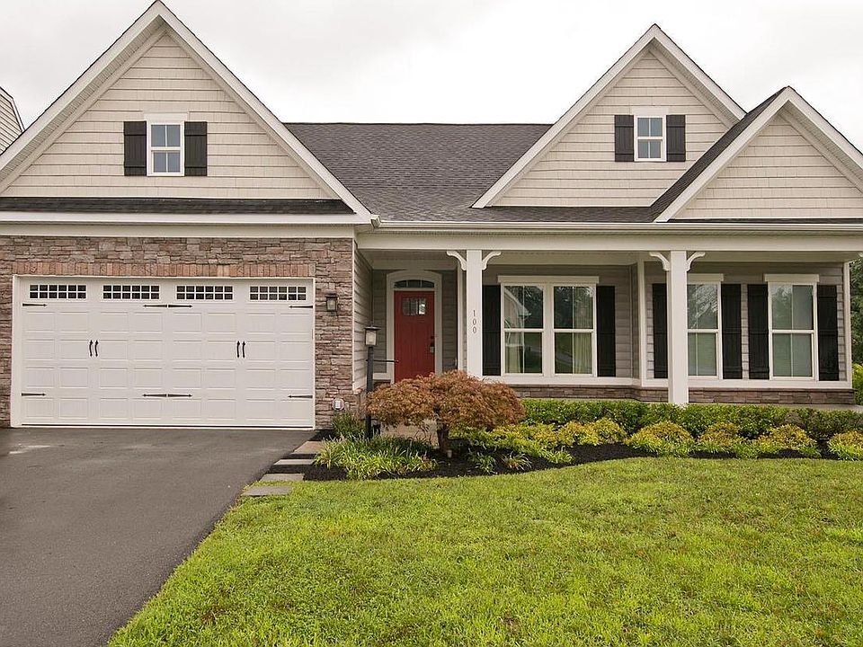 1st image of 100 Atlantis Ln