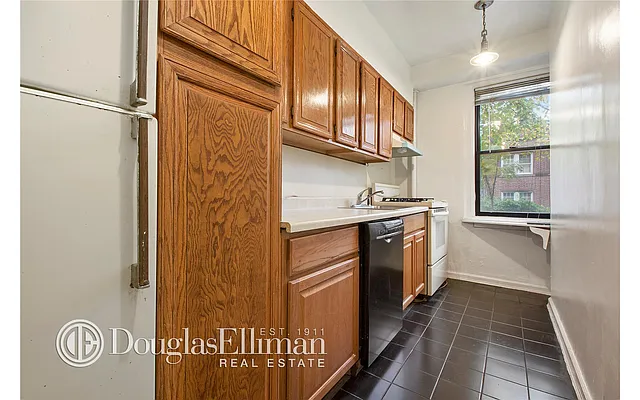 Sold by Douglas Elliman | media 13