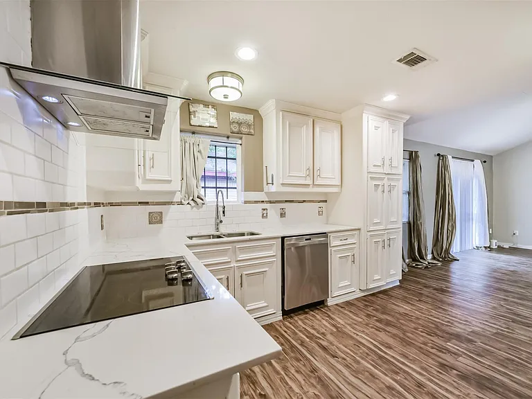 3700 Stassen St — Photo 11