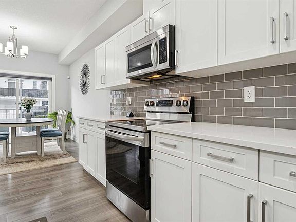 3rd image of 123 N Walcrest Way SE