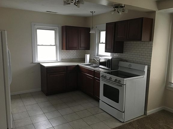 3rd image of 8000 Harrington Ave