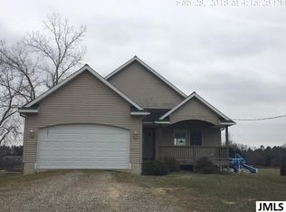 3855 Hanover Rd, Horton, MI 49246