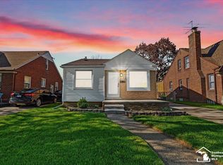 12824 Ward St, Southgate, MI 48195