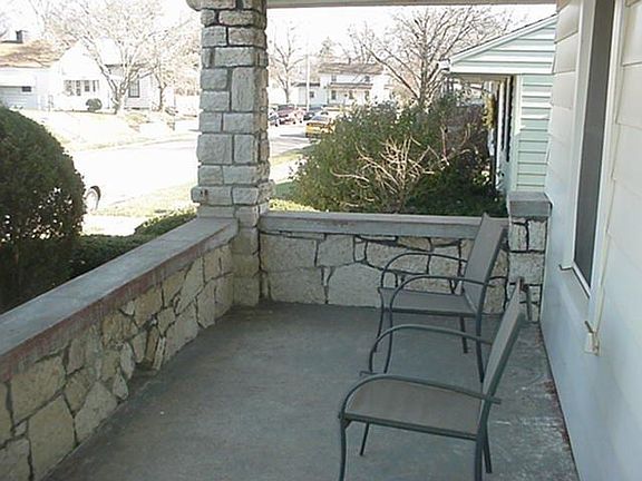 3rd image of 802 Buckeye St