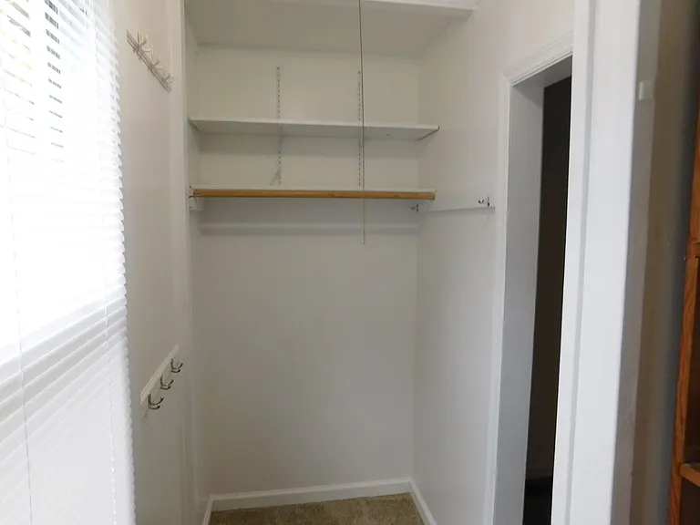 108 Beaufort Dr — Photo 16