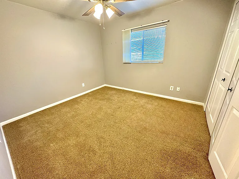 1307 SW Santa Barbara Pl — Photo 7