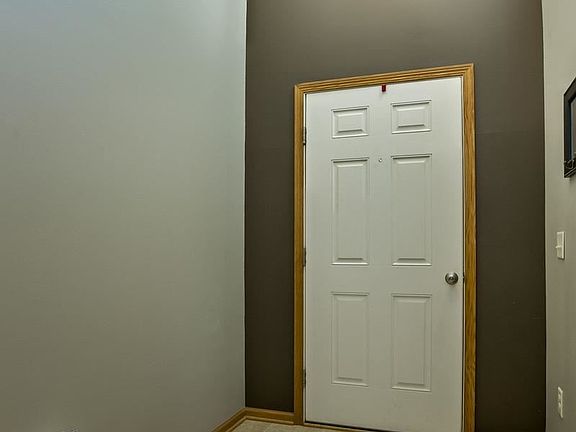 3rd image of 734 Norwood Dr