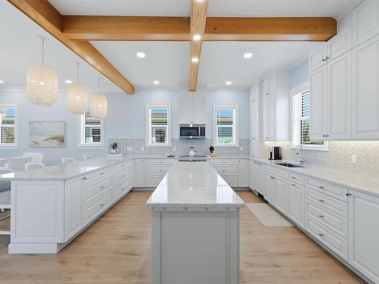 113 Aqua Ln — Photo 19