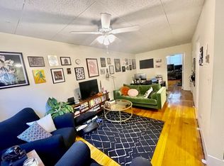 176 Endicott St APT 2, Boston, MA 02113