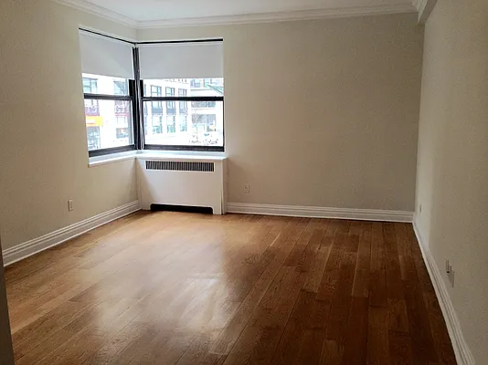 Rented by Stonehenge NYC LLC | media 17