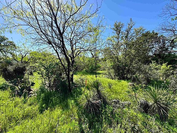 2nd image of 00 Comanche Dr.