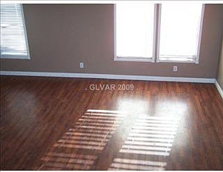 3rd image of 1195 Thornfield Ln