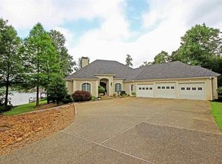 14 Invadir Cir, Hot Springs Village, AR 71909