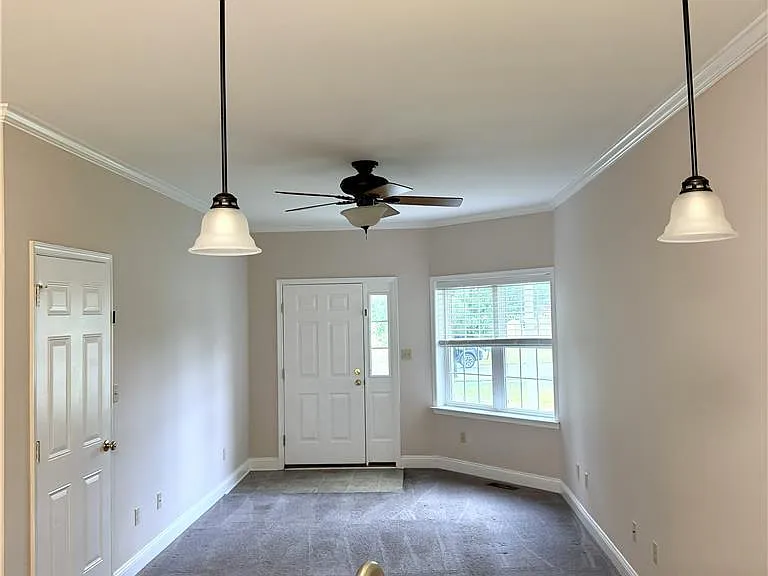 523 Kemmerer Ln — Photo 5