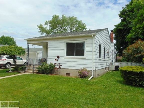 2nd image of 21707 Shady Ln