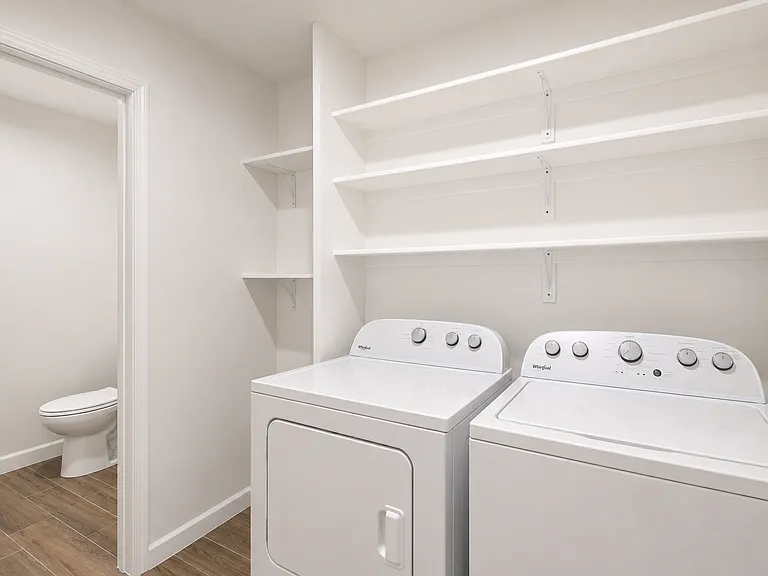 1005 E Mariposa St — Photo 19