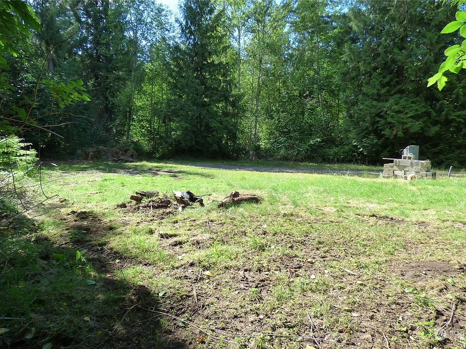 1st image of 1841 35th Lane NE