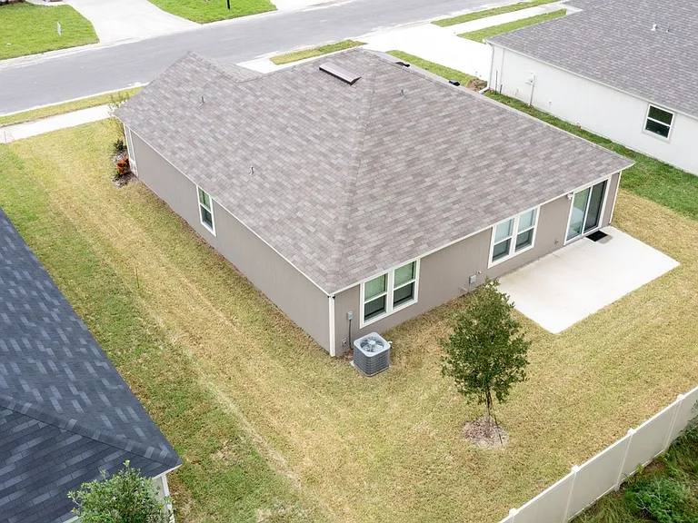421 Dahlia Rd — Photo 4