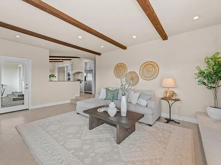 14 Maui Way — Photo 38