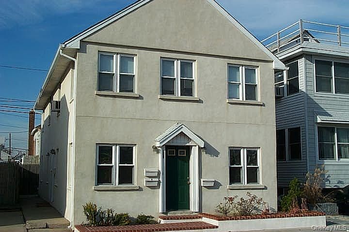 1st image of 109 New York Ave APT 2