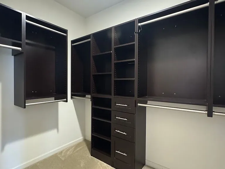 800 Valencia Ct — Photo 15