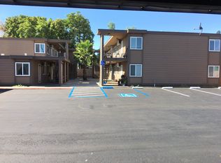 730 Stewart St APT 10, Manteca, CA 95336