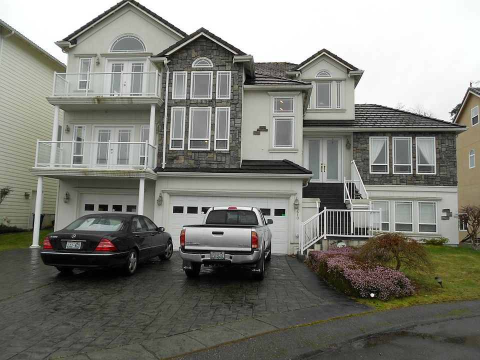 1st image of 3610 55th St NE