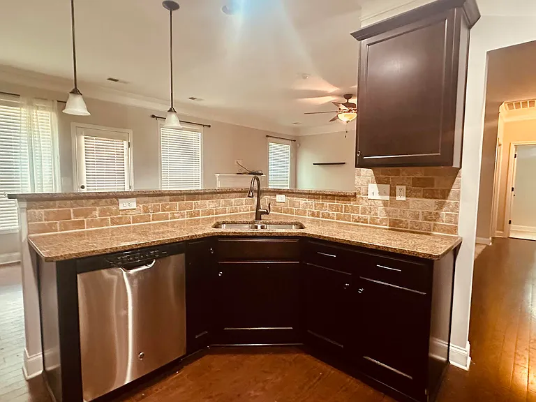 10702 Bere Island Dr — Photo 4
