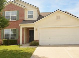 839 Pine Lake Dr, Greenwood, IN 46143