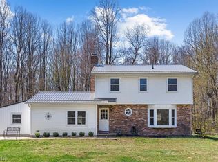 1896 Whitewood Dr, Madison, OH 44057