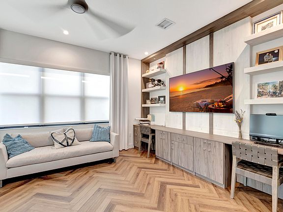 5th image of 8870 Skyward Street