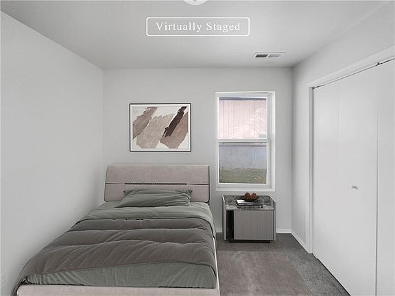 4th image of 2817 Kensington Ave
