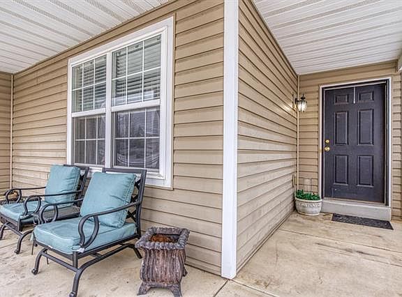 3rd image of 6082 Southcrest Way
